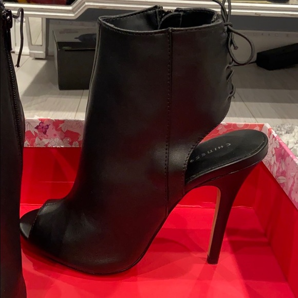 Black heels - Picture 7 of 10